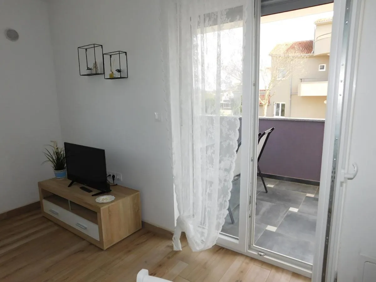 Ella Apartment Pula 0*,  Croatia
