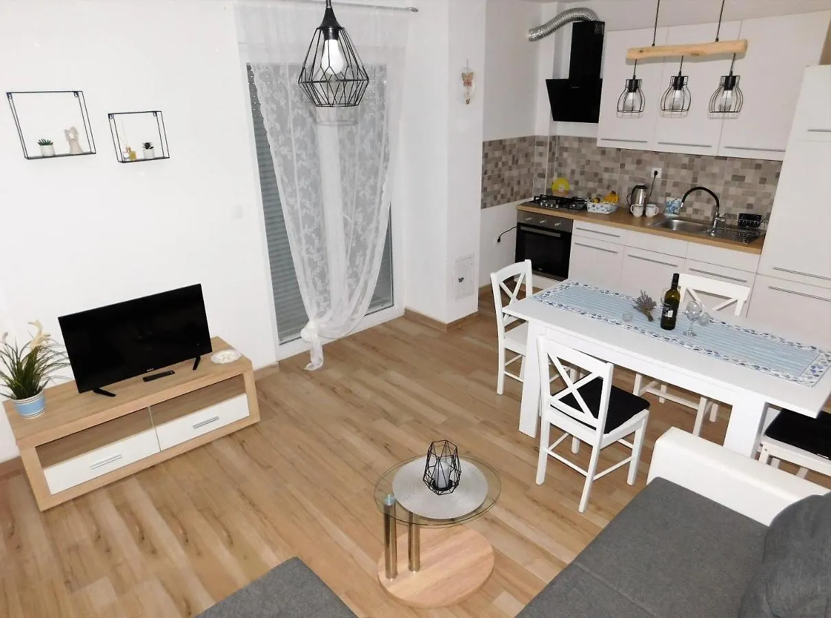 Ella Apartment Pula Croatia